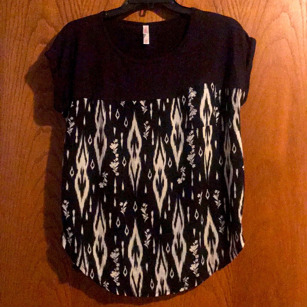 Xhilaration Top